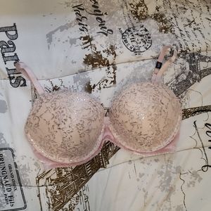 NWT Victoria's Secret Lingerie Bra